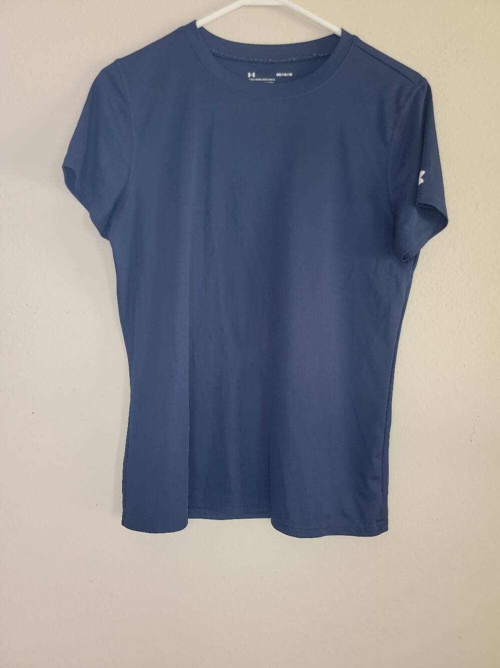 Under Armour Heat Gear Womens Size M Navy Blue Athletic Shirt Short Sleeve